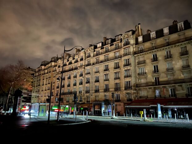 Des rues ont été plongées dans le noir ce jeudi, en raison d'une panne d'électricité dans le XVe arrondissement de Paris.