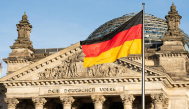 Déficits en France : « À Berlin, on ressent beaucoup de compassion, mais aussi une grande inquiétude »