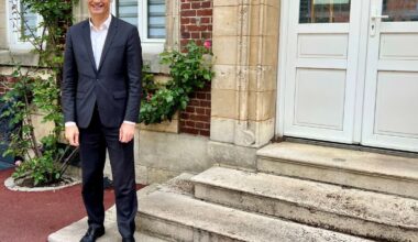 « Ce n’est pas moi qui mène une liste dissidente, c’est eux » : près de Rouen, un maire se retrouve bien seul avant les municipales 2026