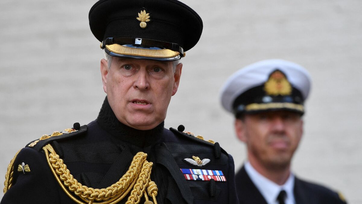 Royaume-Uni : le gouvernement va retirer à l’ex-prince Andrew « le dernier titre militaire qu’il détient »