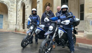 près de Rouen, cette police municipale présente ses nouvelles motos électriques