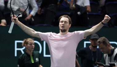 Rolex Paris Masters : Alexander Bublik continue