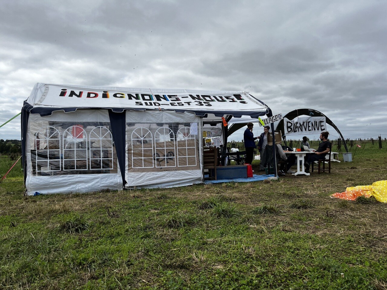 le collectif des indignés sommé de démonter son campement