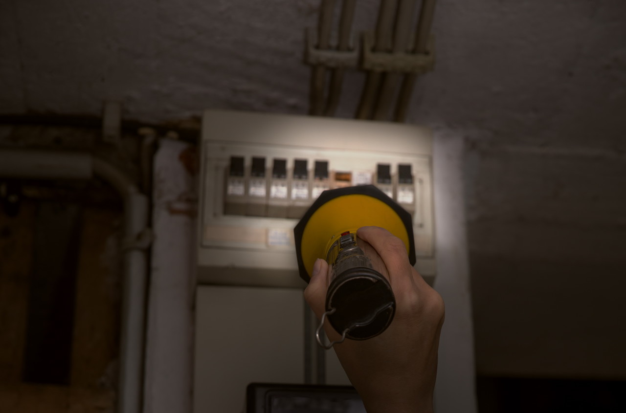 Panne de courant massive, un infirmier soupçonné d'homicide... L’info à midi en Île-de-France