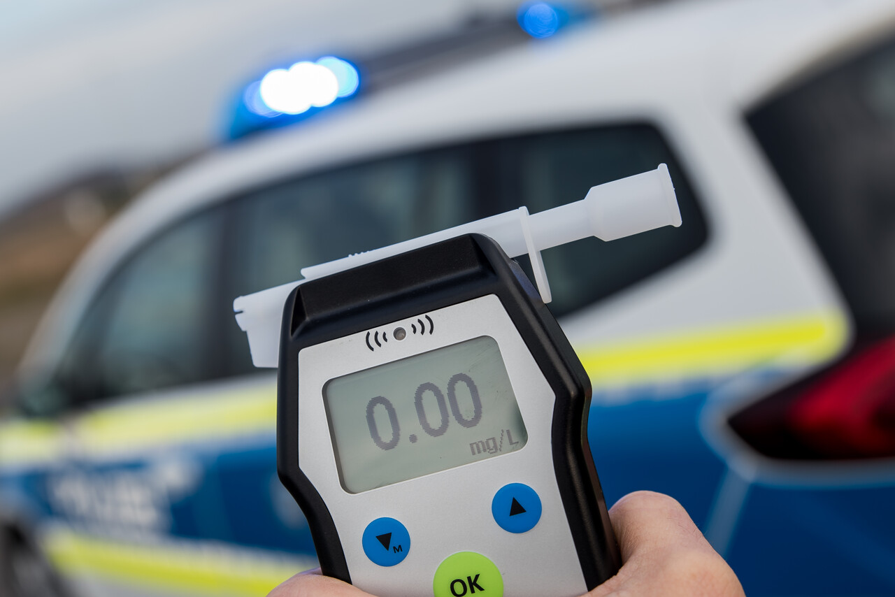 Ivre et sans le permis, un ado peine à conduire sa voiture et se fait interpeller par la police à Rouen