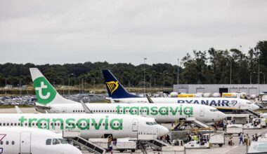 le trafic aérien de l’aéroport d’Eindhoven suspendu après le survol de «plusieurs drones»