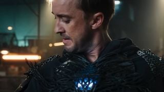 Tom Felton se frotte à la science-fiction : la star d'Harry Potter rivalise avec Iron Man dans une nouvelle bande-annonce