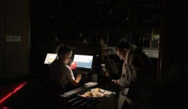 L’Ukraine se démène pour rétablir l’énergie alors que la production tombe à «zéro»