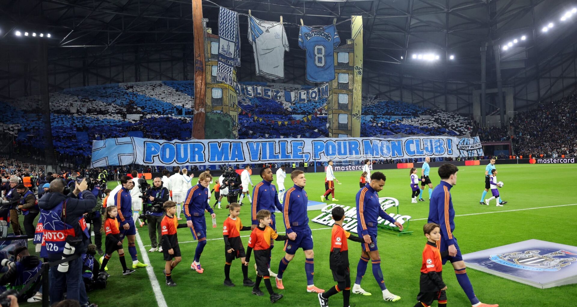à Marseille, le Vélodrome des grands soirs pour la victoire contre Newcastle