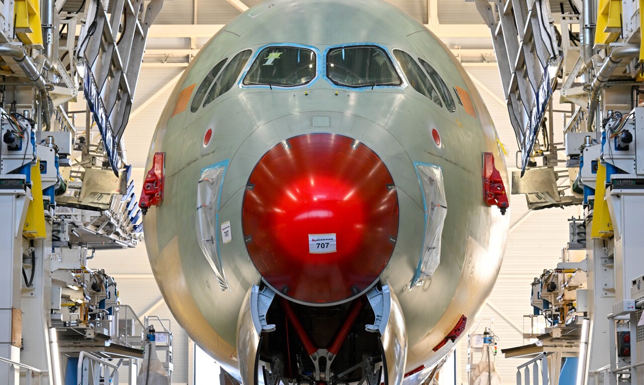 construit à Toulouse, cet avion inédit va bientôt assurer les vols les plus longs du monde