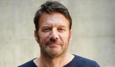 "Nous avons subi des orages d'une violence inouïe, des tempêtes de neige", Samuel Le Bihan raconte les conditions climatiques parfois extrêmes du tournage de la série de France 3