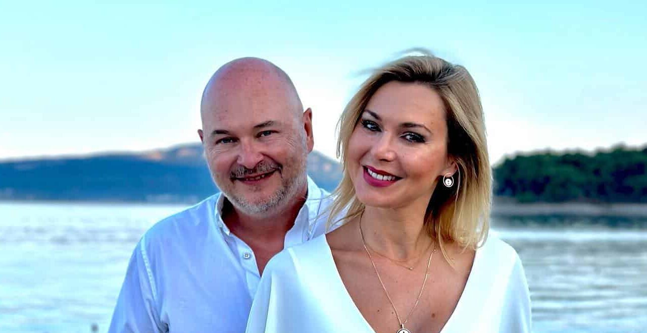 Affaire Cauet : l'animateur et son épouse portent plainte contre la principale accusatrice