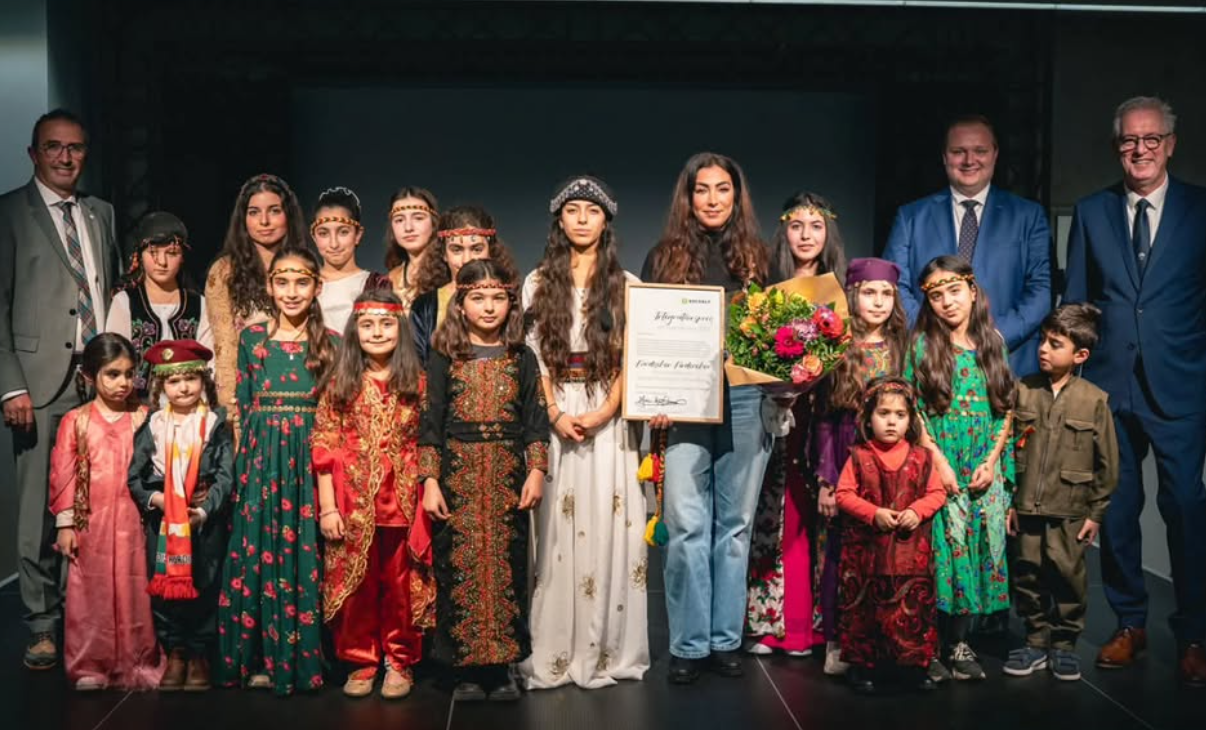 ALLEMAGNE. Une chorale d’enfants kurdes lauréate du « Prix de l’intégration » de Bocholt – 🔴 Info Libertaire