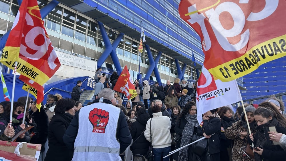 Inquiets pour leur sécurité, les travailleurs sociaux des Flamants occupent brièvement des locaux du Département à Arenc