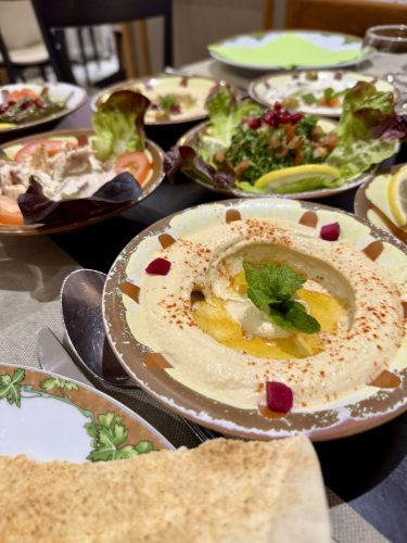 au petit mezzéAu petit Mezzé falafels plats à partagerIMG_6422