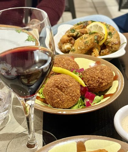 au petit mezzéAu petit Mezzé falafels plats à partagerIMG_6451