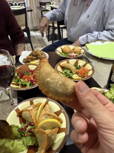 au petit mezzéAu petit Mezzé falafels plats à partagerIMG_6460