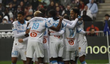 les Olympiens écrasent les Aiglons et prennent la tête de la Ligue 1
