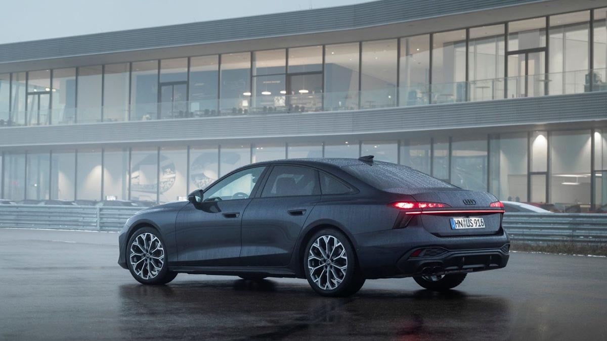 Arrière de l’Audi Q5 2026 avec feux LED et badge TDI MHEV