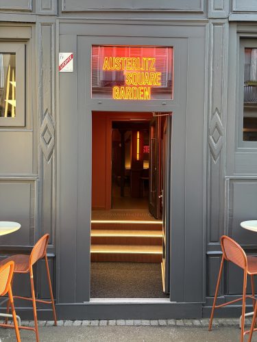 Austerlitz square garden bar tarte flambée burgerIMG_5819