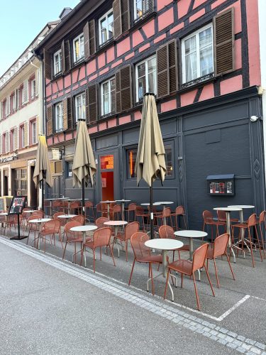 Austerlitz square garden bar tarte flambée burgerIMG_5845 2