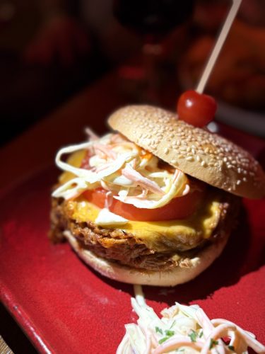 Austerlitz square garden bar tarte flambée burgerIMG_6041