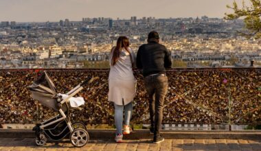 À Paris, ces familles poussées à l’exil par les mètres carrés inabordables