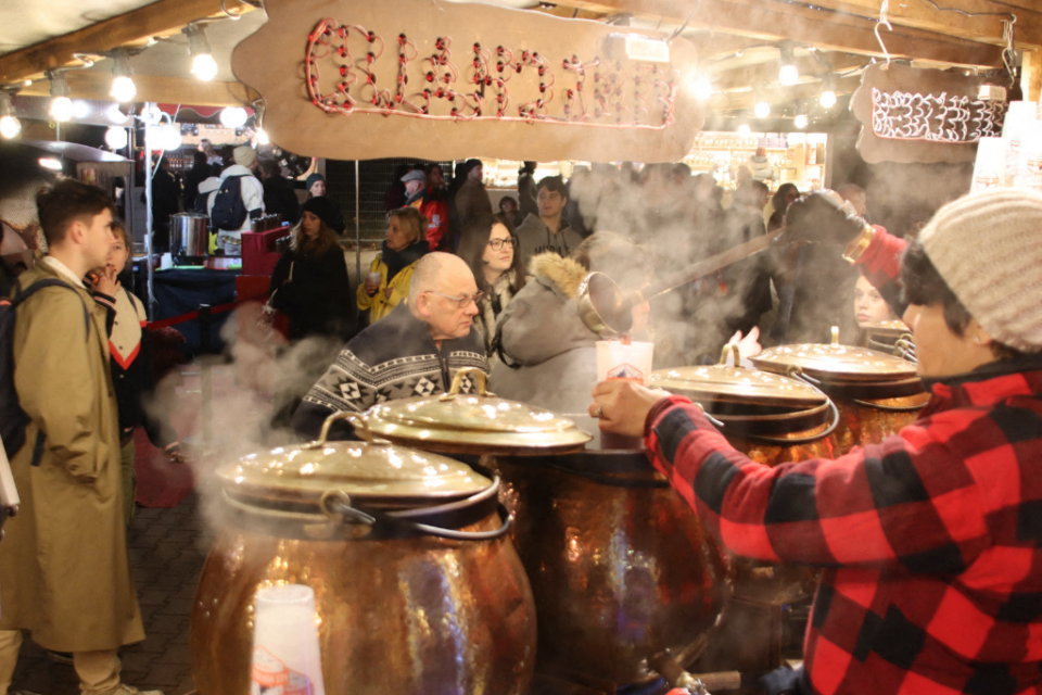 Des commerçants pourront s'installer dans un marché de Noël au port de Vannes (Morbihan).