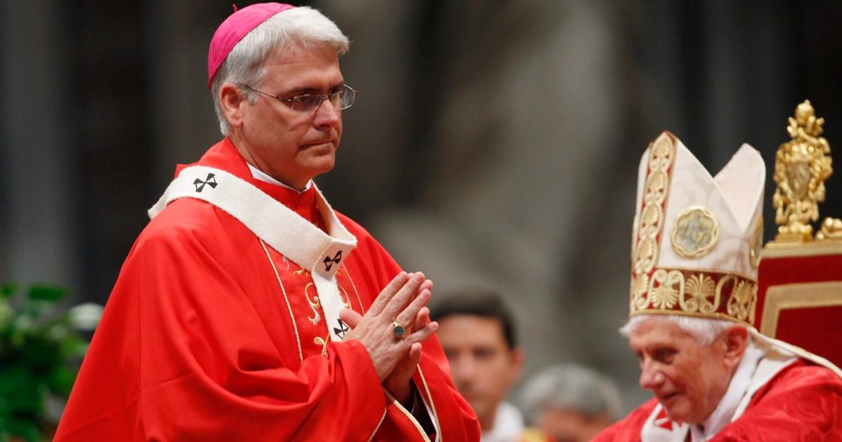 qui est Mgr Coakley, le nouveau chef des évêques américain ?