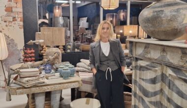 Près de Nantes. La designer et décoratrice d'intérieur ouvre une salle d'exposition dans une zone d'activités
