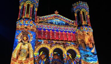 la basilique de Fourvière à nouveau illuminée par un sublime spectacle