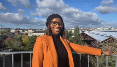 Maman solo d’une enfant de 5 ans, Sira, a trouvé une « famille marraine » à Nantes