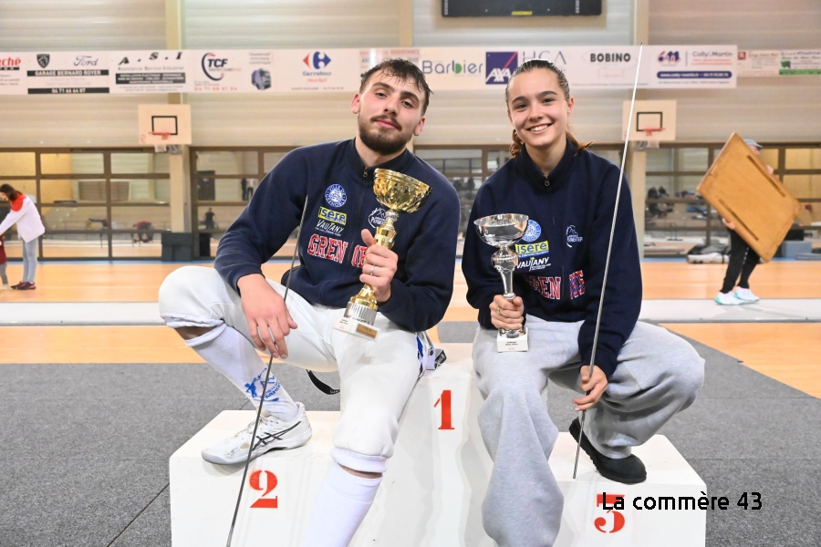 Escrime : un doublé pour Grenoble au tournoi Blaise Frères de Sainte-Sigolène (vidéo)