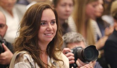 "Je suis ébahi" : Sarah Knafo bientôt candidate à la présidentielle ? Eric Zemmour soutient sa compagne