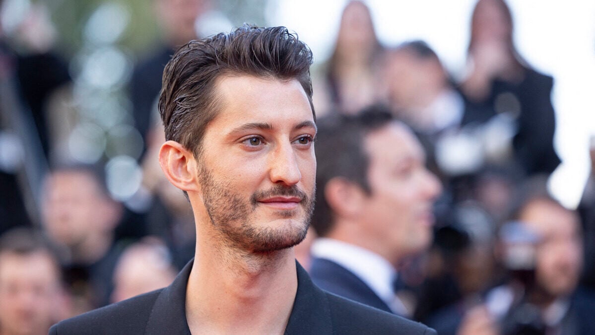 "Poussé...", la gêne s'est invitée entre l'acteur ...