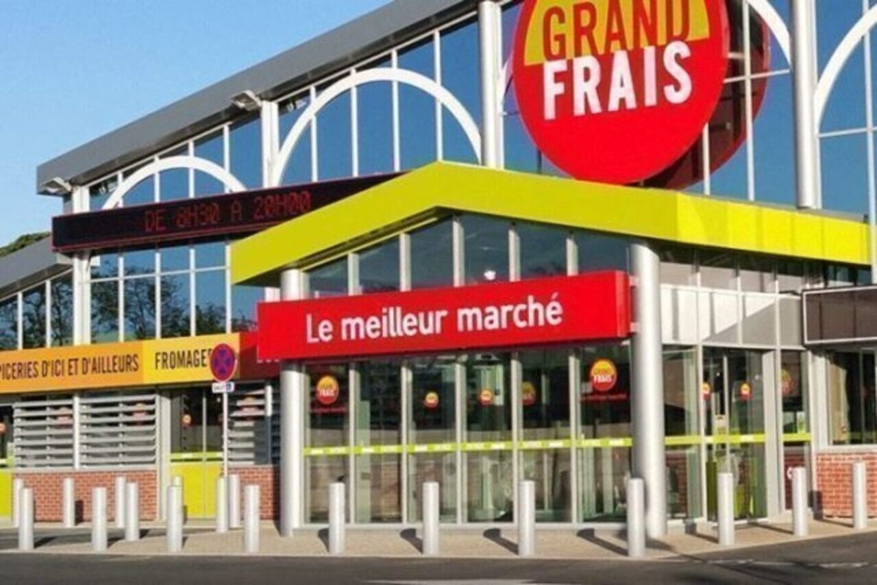 un magasin et une société de production de Loire-Atlantique menacés par un individu