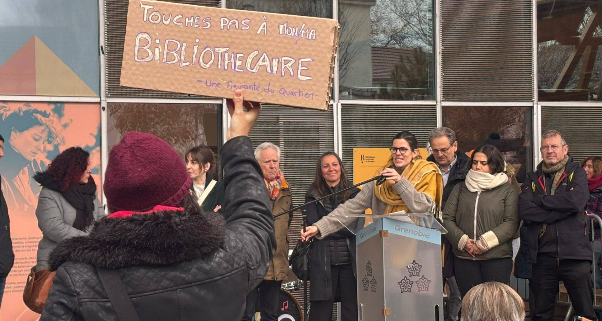 LE LIVRE NOIR DES VERTS/LFI À GRENOBLE