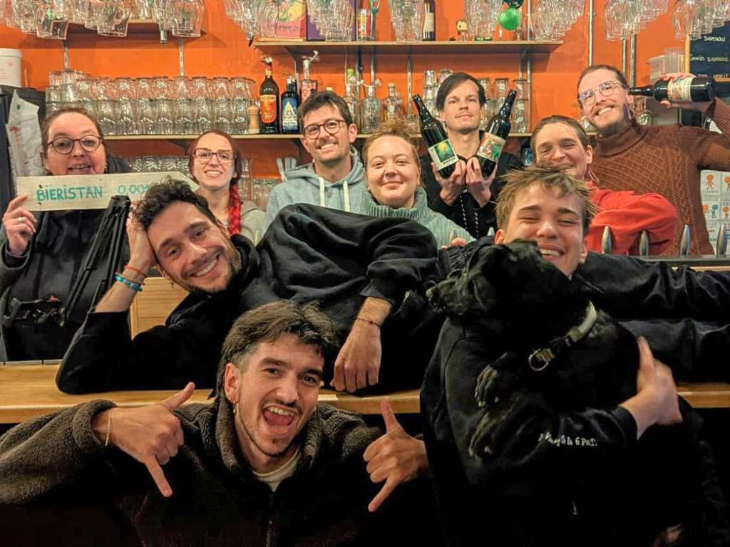 Lyon. Après 10 ans, ce bar populaire menacé appelle à l'aide : "Une question de survie"