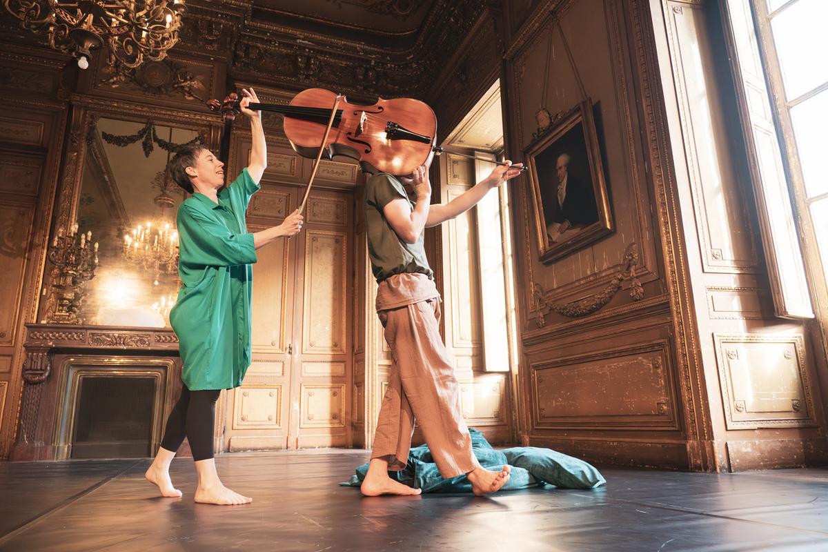 un spectacle pour les tout-petits à la bibliothèque de la Bastide