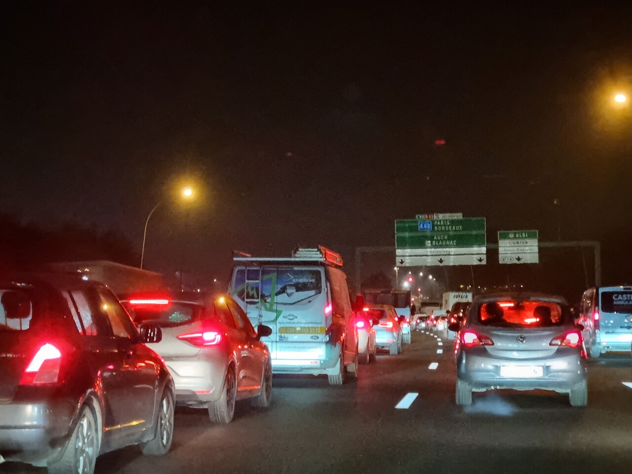 accidents, bouchons et belle pagaille sur le périphérique et les autoroutes