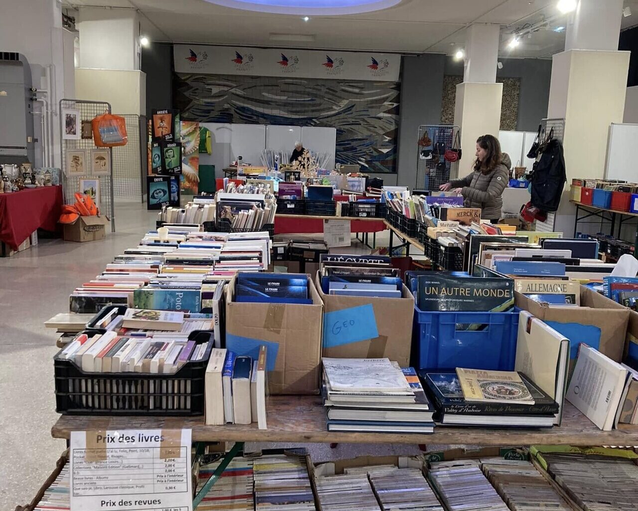 le Secours Populaire fait sa braderie à Rouen ce weekend