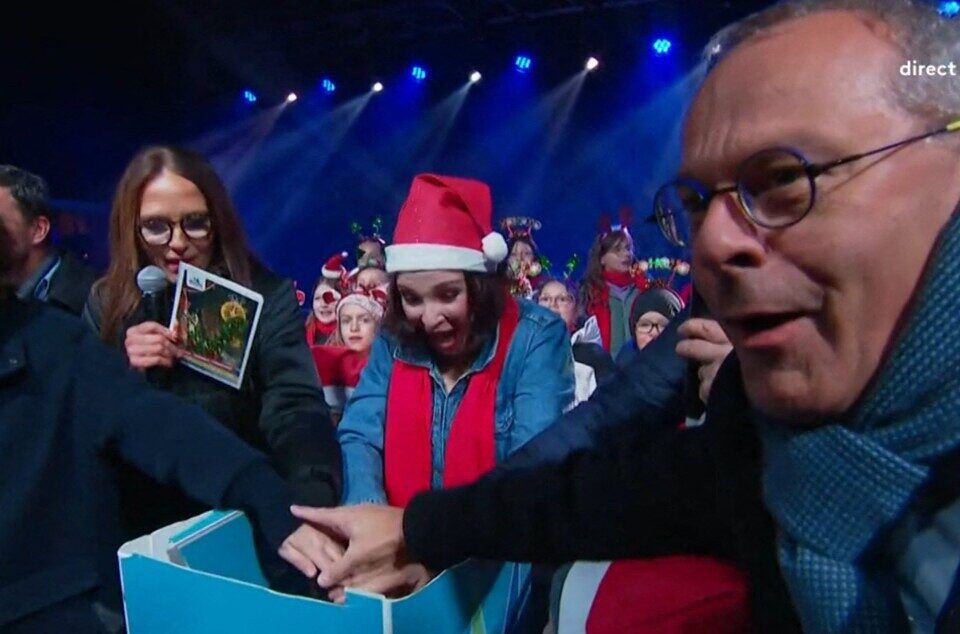 Trop d'enthousiasme pour les illuminations, le buzzer n'a pas supporté.