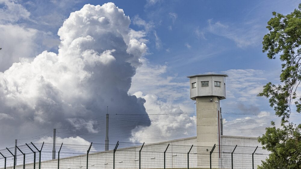 L'un des 100 détenus les plus dangereux de France a obtenu une permission de sortie