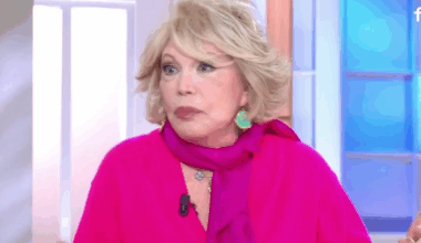 Amanda Lear deuil après deuil : “Une survivante”, ses tristes confidences sur la perte de plusieurs proches