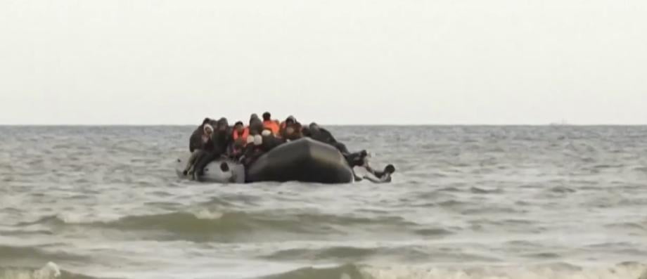 Huit hommes lourdement condamnés à Paris pour avoir tenté de faire entrer clandestinement des migrants au Royaume-Uni, une traversée de la Manche qui avait tourné au drame en 2023
