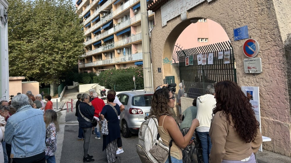 Aux Chutes-Lavie, HMP laisse les propriétaires barricader la cité-jardin