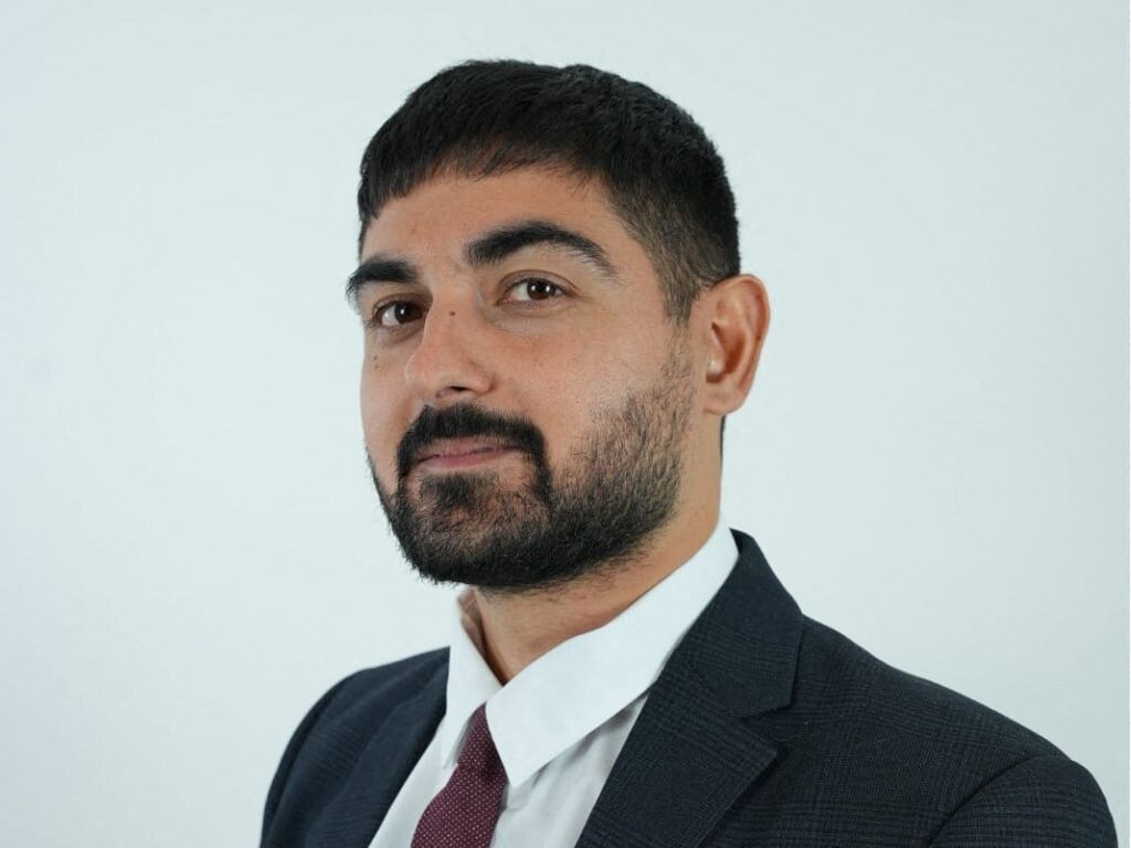 Municipales 2026 à Strasbourg. Cem Yoldas (extrême gauche), veut désarmer la police et encadrer les loyers