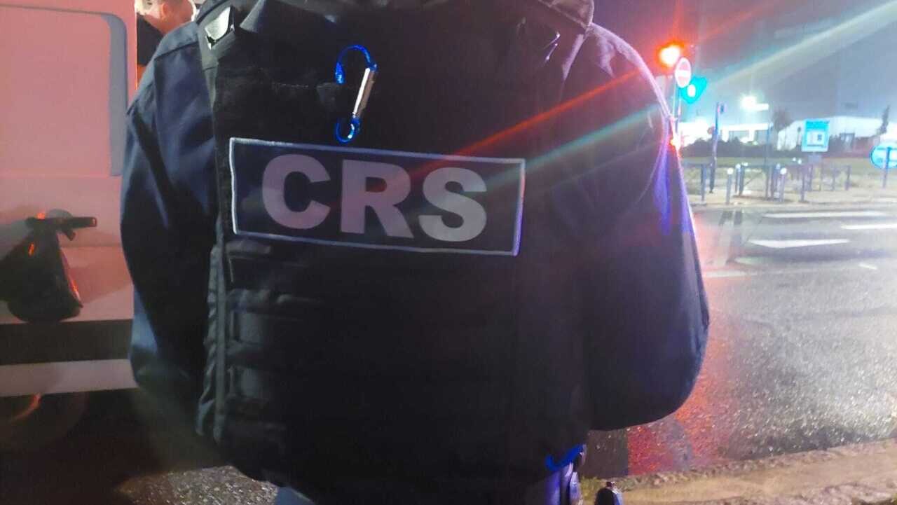 une balle termine dans son salon