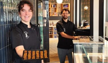 EN IMAGES. À 25 et 27 ans, ce couple ouvre à Rennes Croustille, une chocolaterie et salon de thé