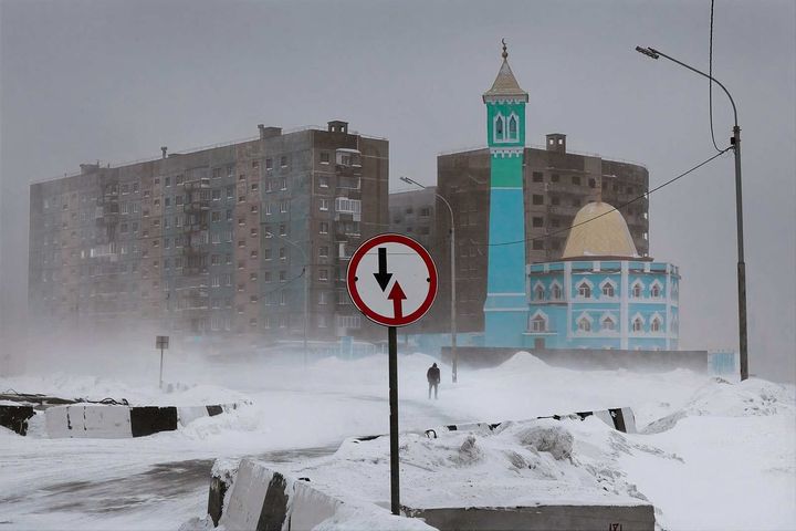 Photographie de Christophe Jacrot à Norilsk, en Russie, issue de son ouvrage 